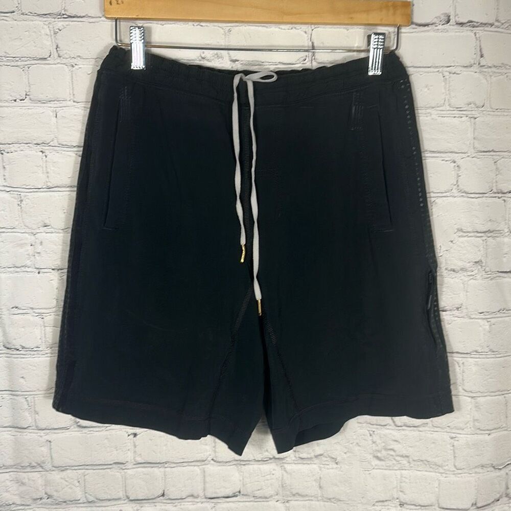 Lululemon Pace Breaker Shorts‎ Lined Gym Shorts Pockets drawstring M FLAWS